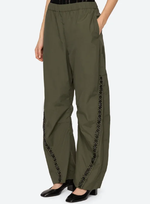 Sea Mille Embroidery Pants